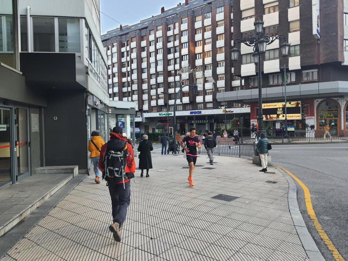 Espectacular Piso Centro De Oviedo Apartment ภายนอก รูปภาพ